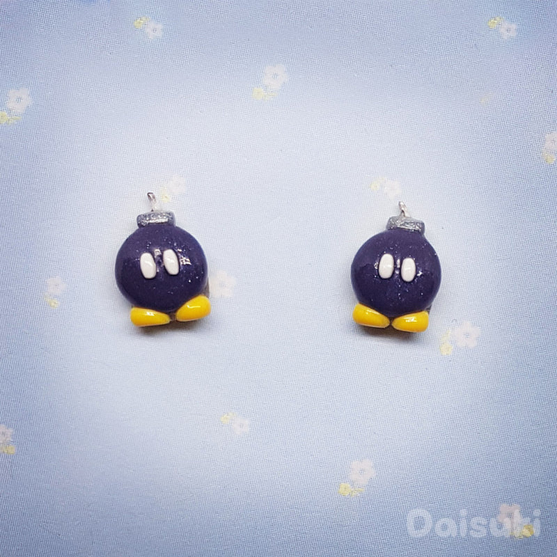Bob-omb stud earrings - Super Mario - Handmade