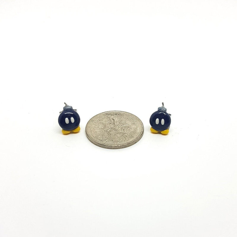 Bob-omb stud earrings - Super Mario - Handmade