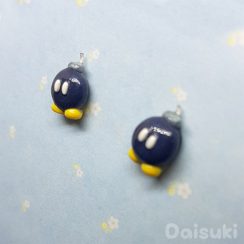 Bob-omb stud earrings - Super Mario - Handmade