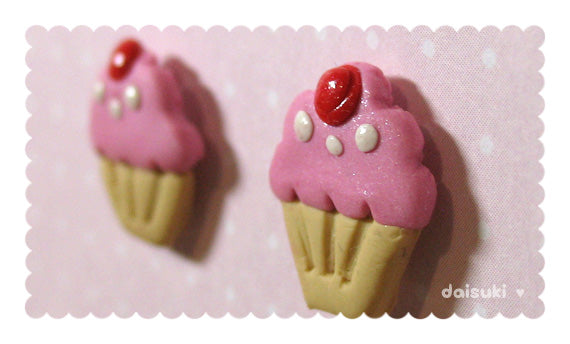 Kawaii Pink Cupcakes - Hand-sculpted Stud Earrings