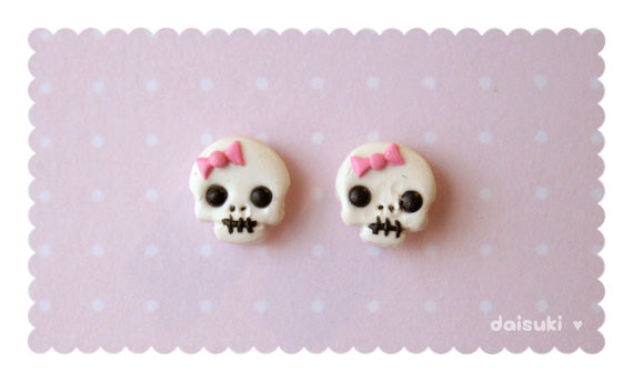 Pretty Skulls - Hand-sculpted Earrings