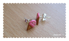 Kawaii Pink Ice-cream Cone - Handmade stud earrings