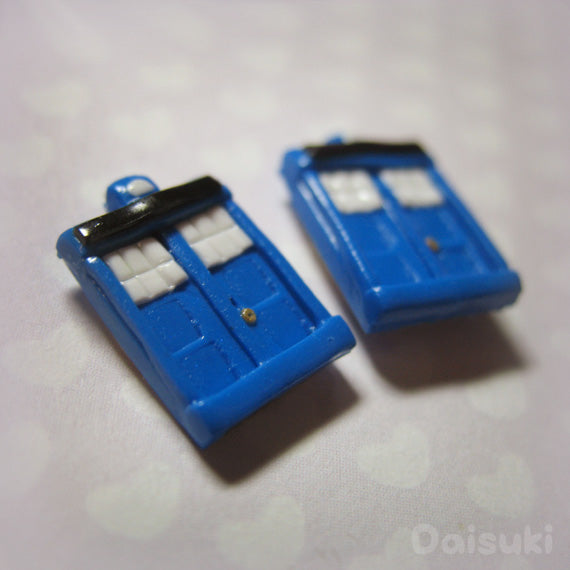 Tardis Earrings - Doctor Who - Individually Hand sculpted